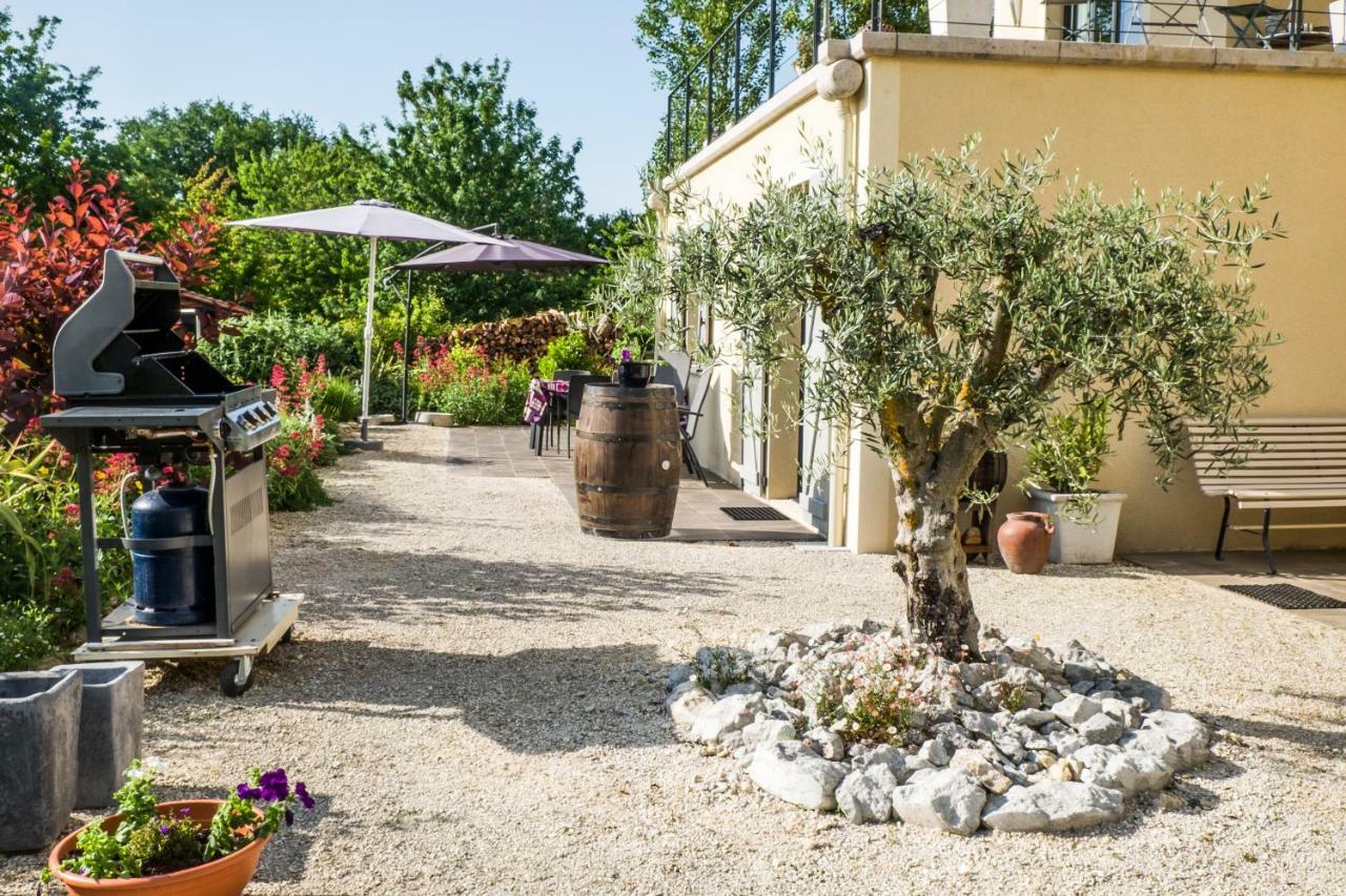 Appartamento Domaine L'Ancien Vignoble Saint-Julien-de-Lampon Esterno foto