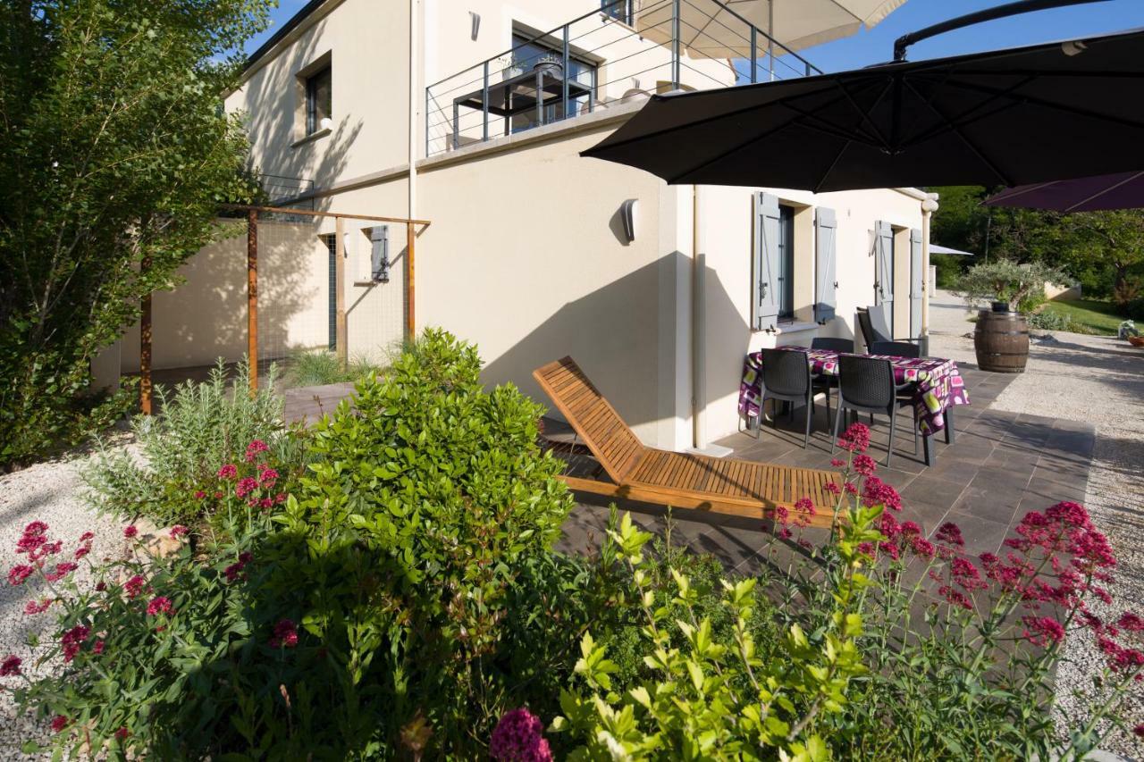 Appartamento Domaine L'Ancien Vignoble Saint-Julien-de-Lampon Esterno foto